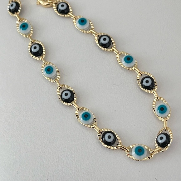18k Gold Filled Evil Eye Bracelet - Picture 6 of 6